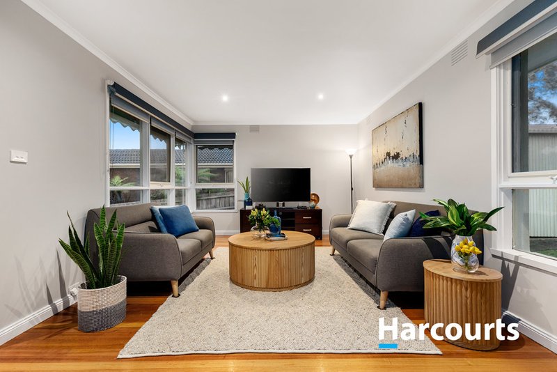 Photo - 57 Chartwell Drive, Wantirna VIC 3152 - Image 2