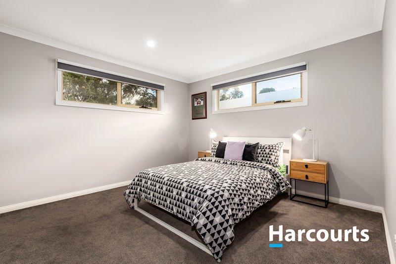 Photo - 57 Chartwell Drive, Wantirna VIC 3152 - Image 9