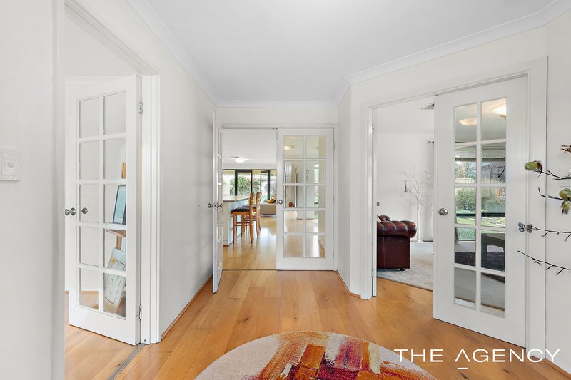 Photo - 57 Chivalry Way, Atwell WA 6164 - Image 3