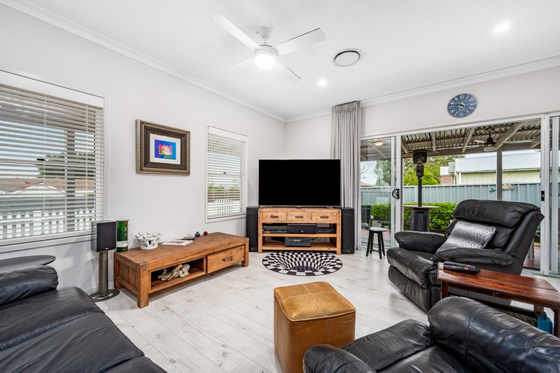 Photo - 57 Close Street, Morpeth NSW 2321 - Image 8