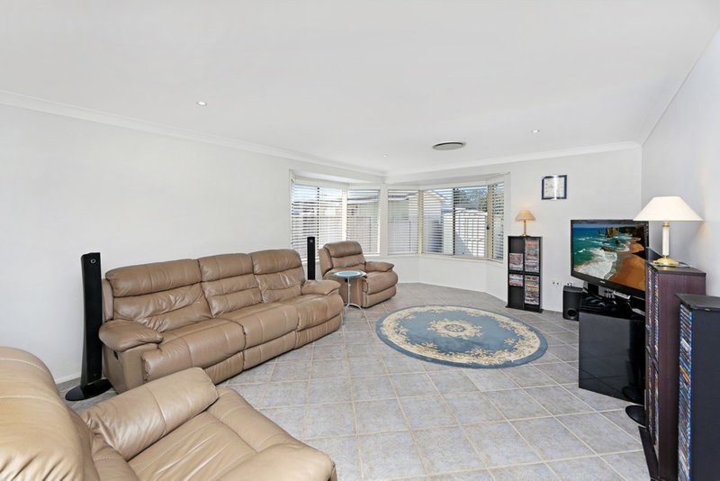 Photo - 57 Coonanga Avenue, Budgewoi NSW 2262 - Image 6