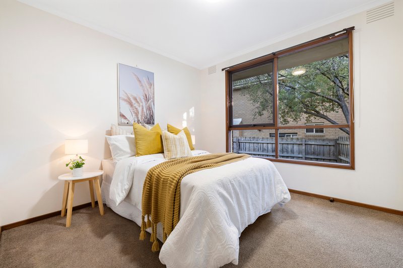 Photo - 57 Cornelius Drive, Wantirna South VIC 3152 - Image 9