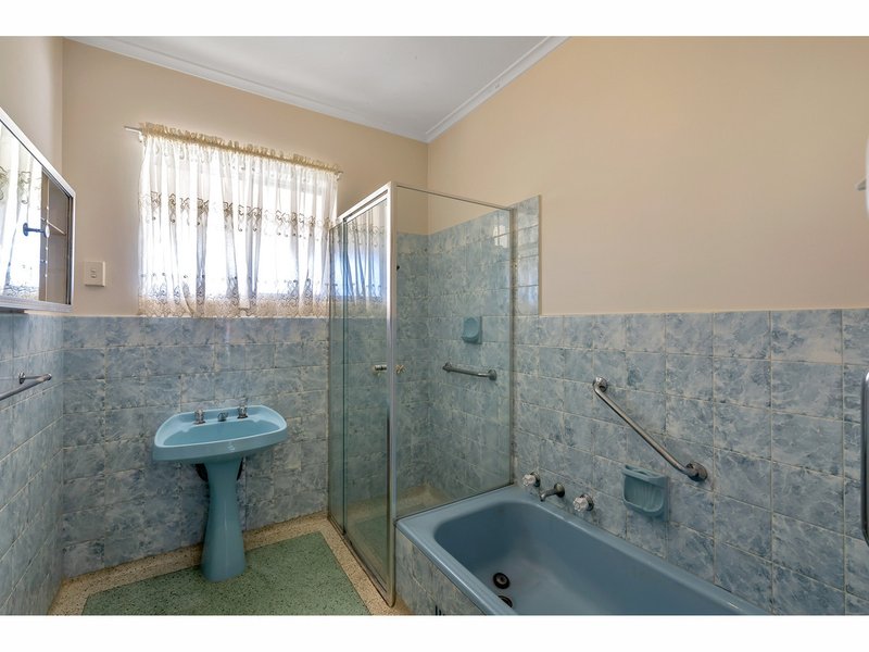 Photo - 57 Cresdee Road, Campbelltown SA 5074 - Image 9