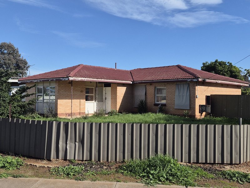 Photo - 57 Crittenden Road, Smithfield Plains SA 5114 - Image 2