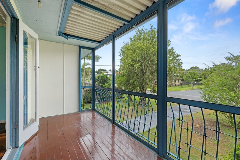 Photo - 57 Curve Avenue, Wynnum QLD 4178 - Image 5