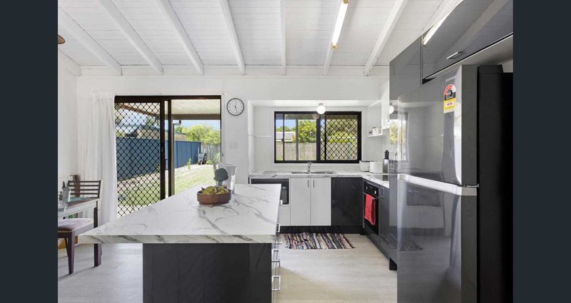 Photo - 57 Daisy Hill Road, Daisy Hill QLD 4127 - Image 2