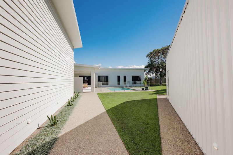 Photo - 57 Deering Place, Innes Park QLD 4670 - Image 26