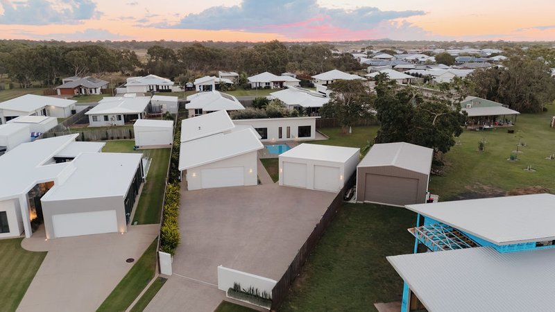 Photo - 57 Deering Place, Innes Park QLD 4670 - Image 27