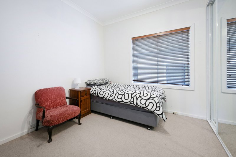 Photo - 57 Dudley Road, Guildford NSW 2161 - Image 7