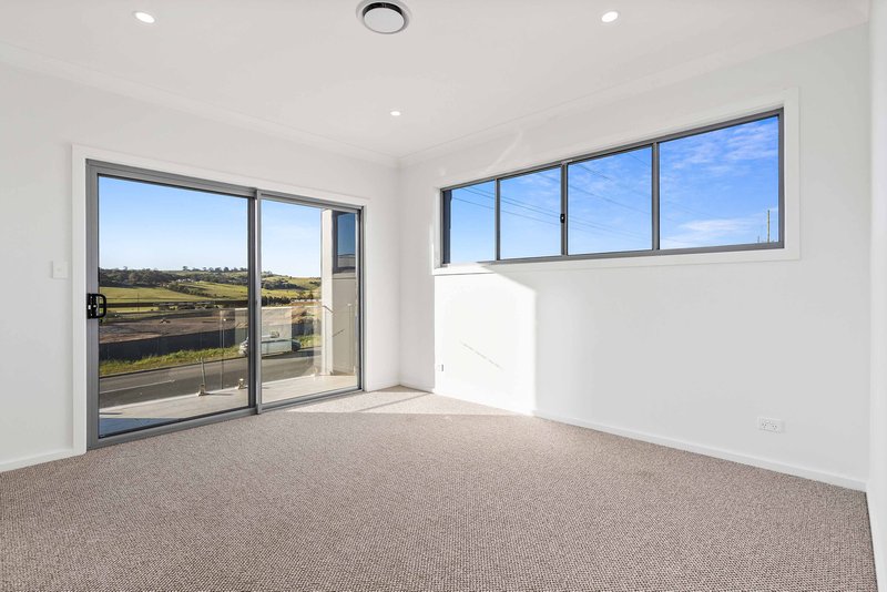 Photo - 57 Dunmore Road, Shell Cove NSW 2529 - Image 6