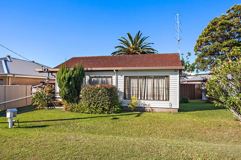 57 Edward Street, Barrack Heights NSW 2528