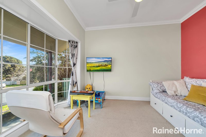 Photo - 57 Eleanor Street, Goulburn NSW 2580 - Image 9