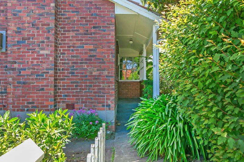 Photo - 57 Elizabeth Street, Coburg VIC 3058 - Image 2