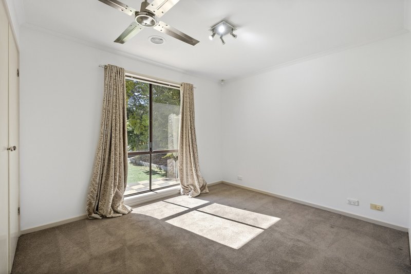 Photo - 57 Ellerston Avenue, Isabella Plains ACT 2905 - Image 17