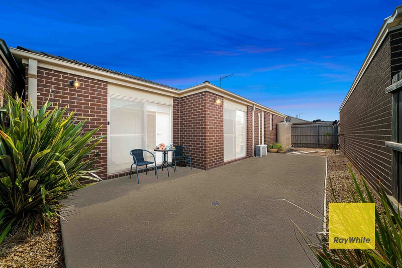 Photo - 57 Emperor Parade, Tarneit VIC 3029 - Image 13