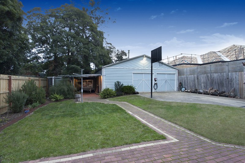 Photo - 57 Euston Road, Hughesdale VIC 3166 - Image 3