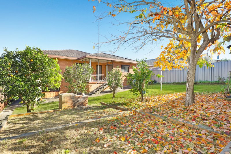 Photo - 57 Exmouth Road, Kanahooka NSW 2530 - Image 8