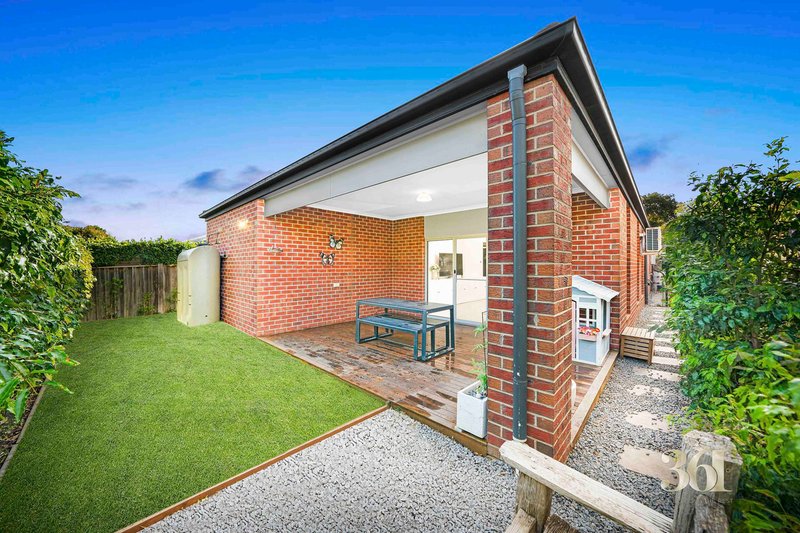 Photo - 57 Exploration Avenue, Werribee VIC 3030 - Image 17