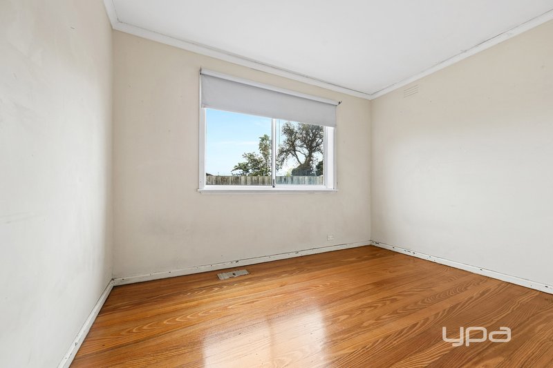 Photo - 57 Fox Street, St Albans VIC 3021 - Image 8