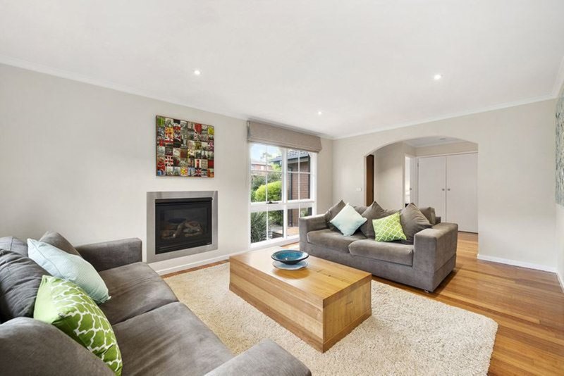 Photo - 57 Galahad Crescent, Glen Waverley VIC 3150 - Image 2