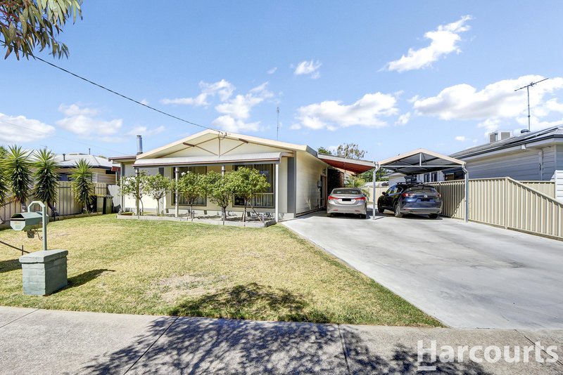 57 Gardenia Street, Horsham VIC 3400