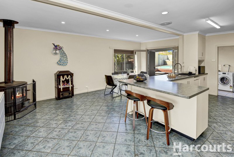 Photo - 57 Gardenia Street, Horsham VIC 3400 - Image 3