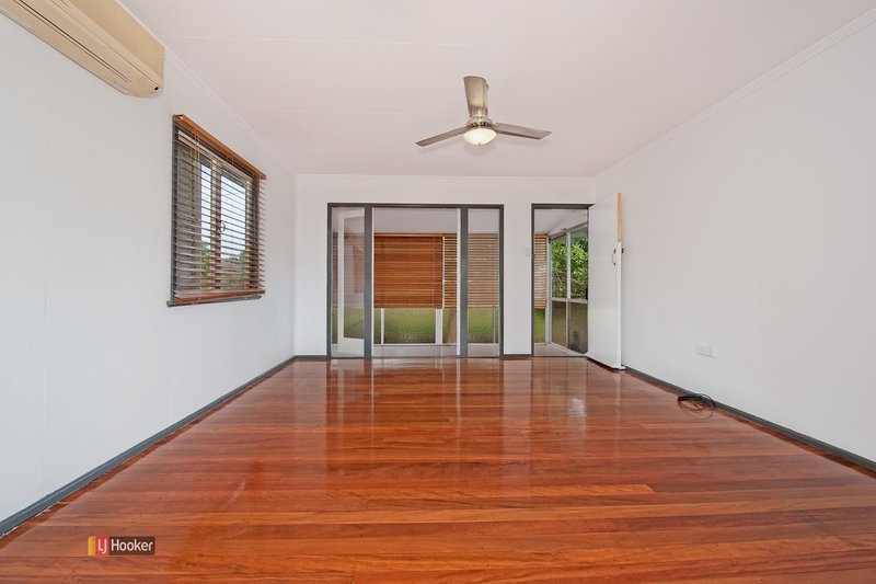 Photo - 57 Glenmore Street, Kallangur QLD 4503 - Image 6