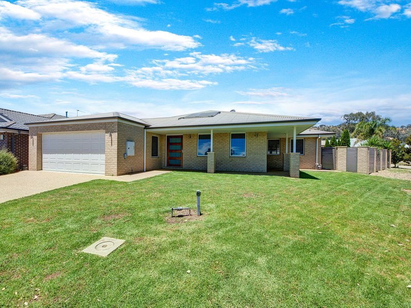 Photo - 57 Golflinks Avenue, Wodonga VIC 3690 - Image 1