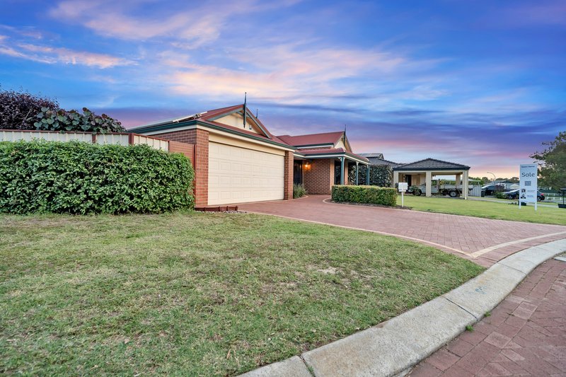 Photo - 57 Greenough Court, Jane Brook WA 6056 - Image 6