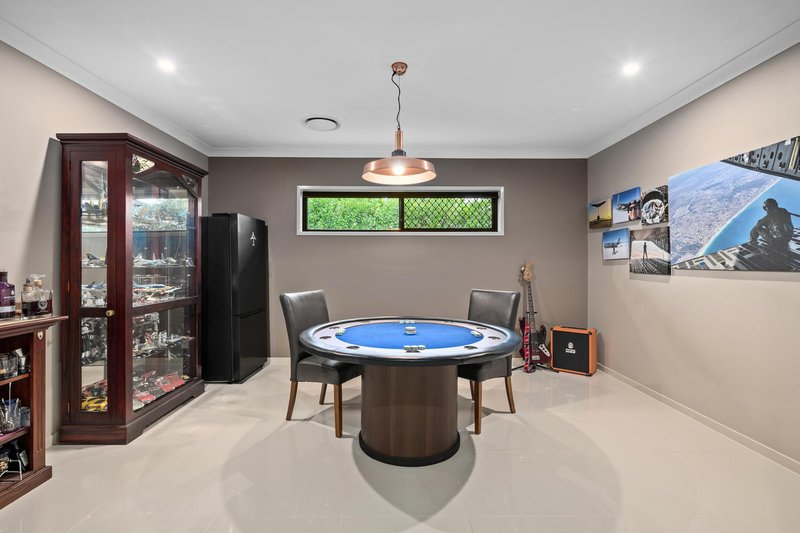 Photo - 57 Greenview Avenue, South Ripley QLD 4306 - Image 11