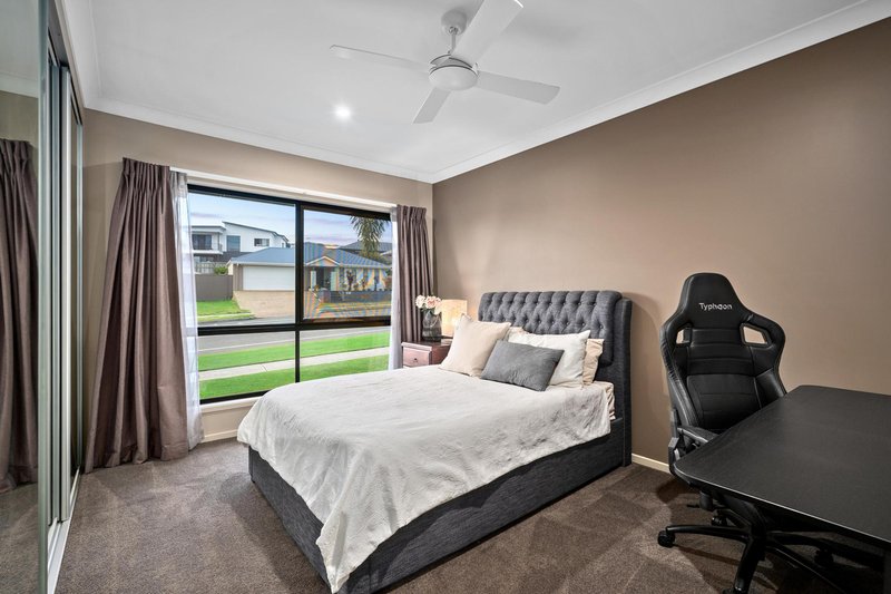 Photo - 57 Greenview Avenue, South Ripley QLD 4306 - Image 18