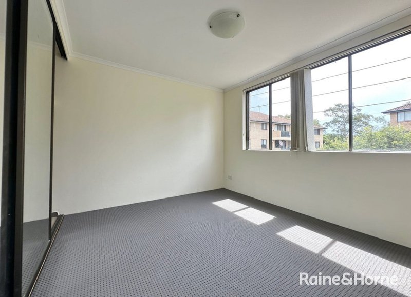 Photo - 5/7 Griffiths Street, Blacktown NSW 2148 - Image 3