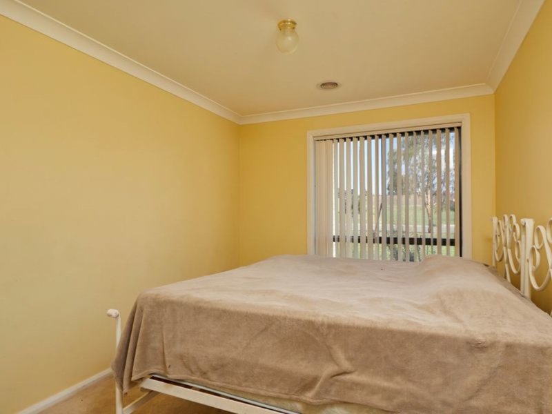 Photo - 57 Grinton Avenue, Ashmont NSW 2650 - Image 10