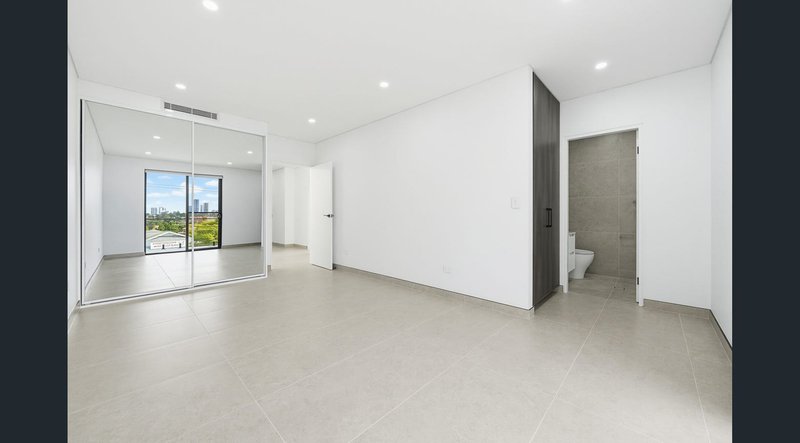 Photo - 57 Hampden Road, South Wentworthville NSW 2145 - Image 4