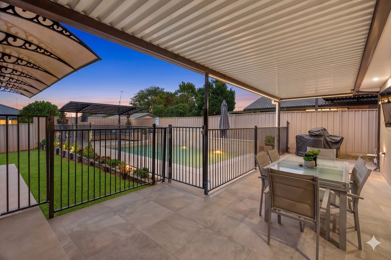 Photo - 57 Harvey Circuit, St Clair NSW 2759 - Image 12