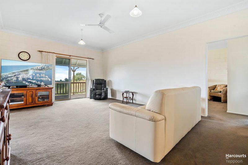 Photo - 57 Hawke Street, Emu Park QLD 4710 - Image 13