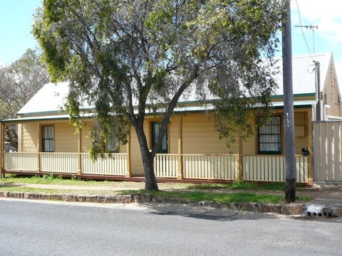 Photo - 57 Herbert Street, Gulgong NSW 2852 - Image 4