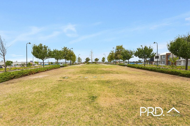 Photo - 57 Hesperia Parade, Ellenbrook WA 6069 - Image 27