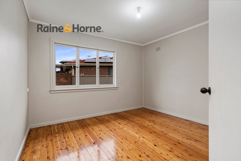 Photo - 57 Hill Road, Lurnea NSW 2170 - Image 9