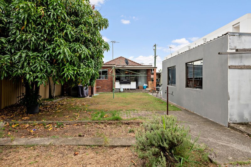 Photo - 57 Jacobson Avenue, Kyeemagh NSW 2216 - Image 6