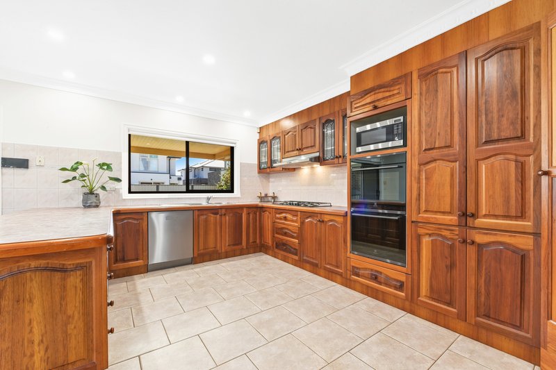 Photo - 57 Jaguar Drive, Clayton VIC 3168 - Image 7