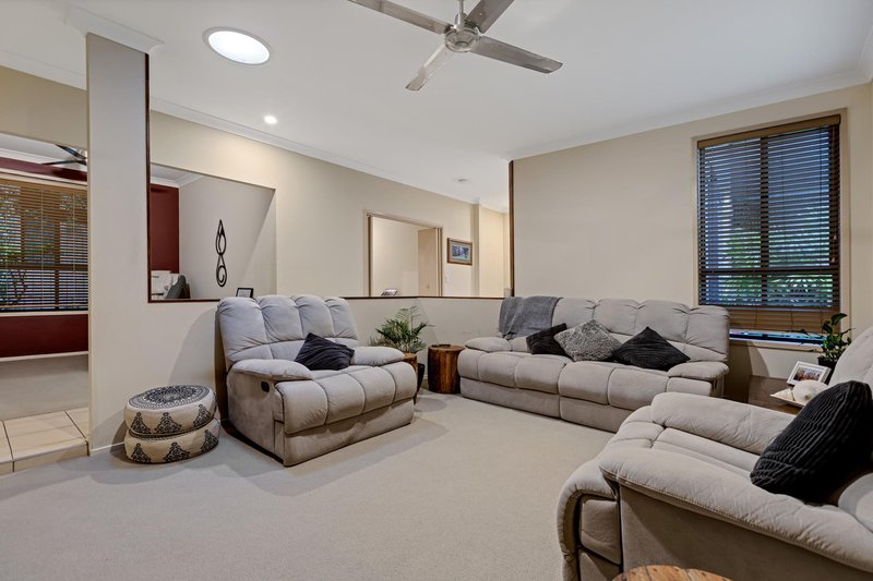 Photo - 57 Kapilano Crescent, Mountain Creek QLD 4557 - Image 4