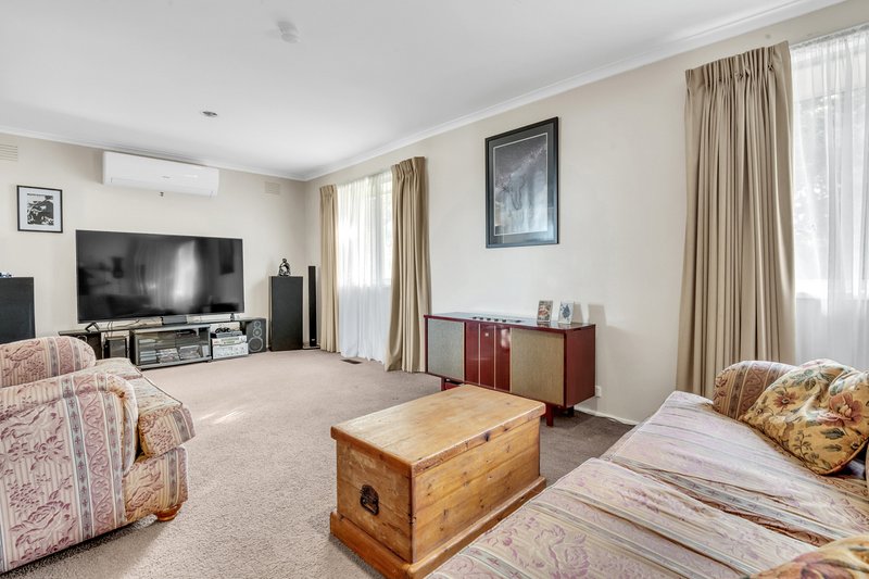 Photo - 57 Keith Avenue, Sunbury VIC 3429 - Image 3