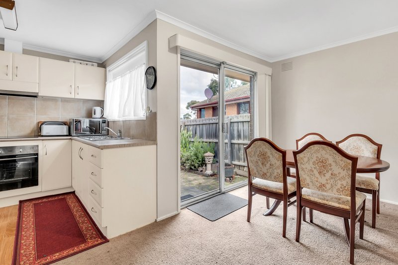 Photo - 57 Keith Avenue, Sunbury VIC 3429 - Image 6