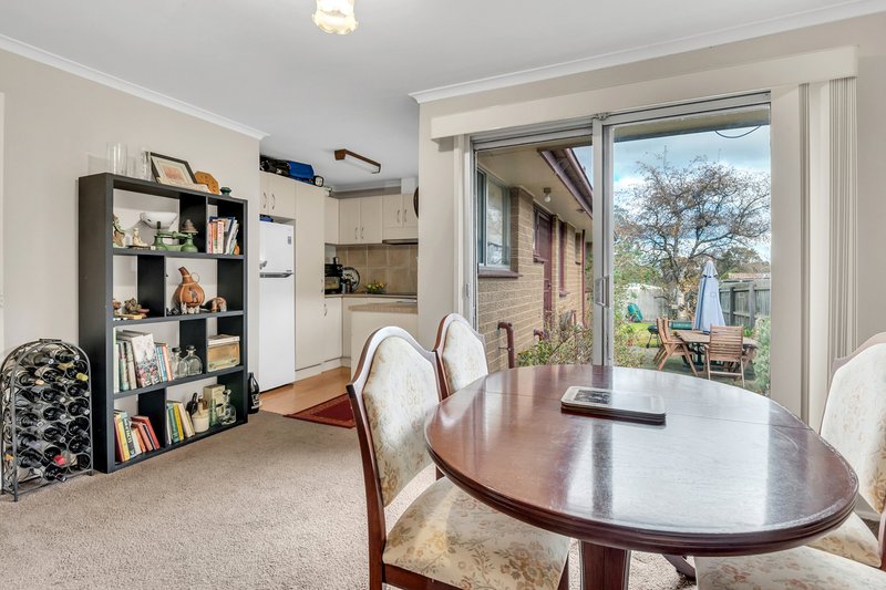 Photo - 57 Keith Avenue, Sunbury VIC 3429 - Image 7