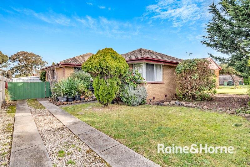 Photo - 57 Keith Avenue, Sunbury VIC 3429 - Image 2