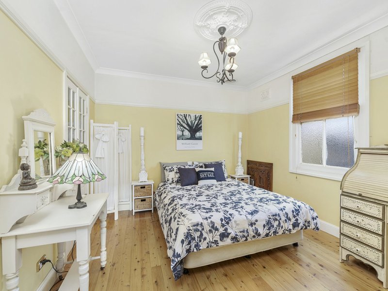 Photo - 57 Kinghorne Street, Goulburn NSW 2580 - Image 10