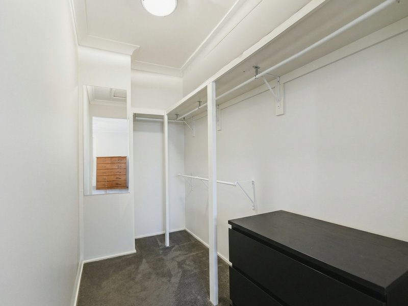 Photo - 57 Kittyhawk Crescent, Raby NSW 2566 - Image 13