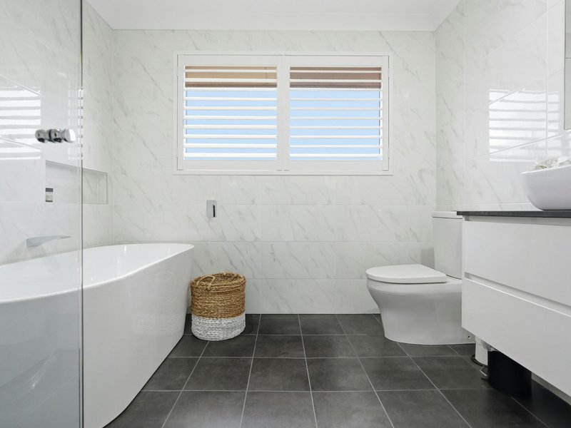 Photo - 57 Kittyhawk Crescent, Raby NSW 2566 - Image 15
