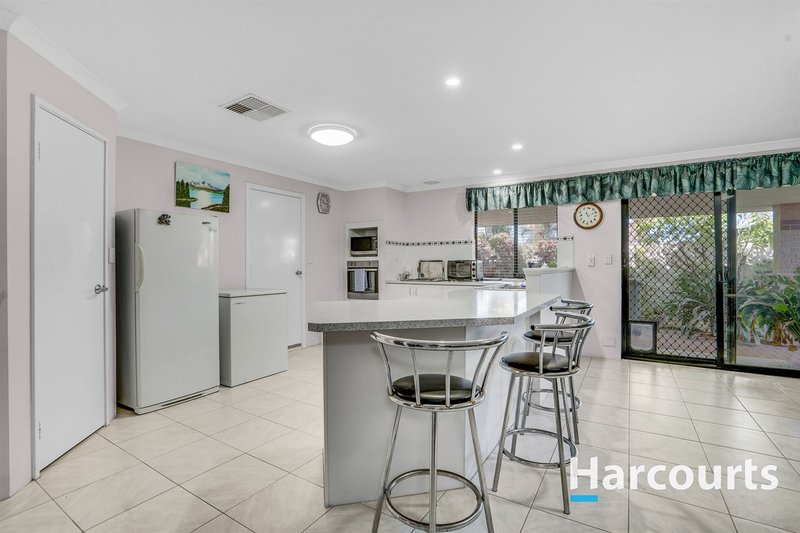 Photo - 57 Kookaburra Drive, Greenfields WA 6210 - Image 2